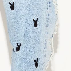 The Straight Leg Jean Light Wash -Playboy Clothing 09M 536980 6860115050593 STRAIGHT LEG JEAN MENS LIGHT WASH 22228 A