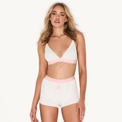 The Essentials Rib Boxer Brief, White & Rose -Playboy Clothing 28 537353 537371 ESSENTIALS RIB SCOOPNECK BOYSHORT WHITE ROSE 62726 WEBSIZE 8aafe982 f5ec 4c21 b251 6a3b02717c08