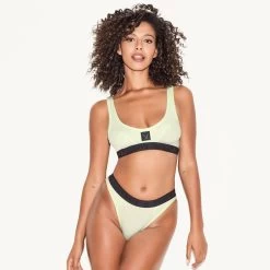 The Essentials Rib Scoop Neck Bra -Playboy Clothing 37 534170 6830027112545 ESSENTIALS RIB SCOOP NECK BRALETTE GREEN 28384 A WEBSIZE 8ed6c117 aaa9 4cf6 b3ab 797f28216861