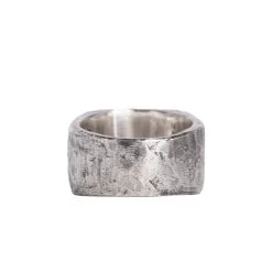 Diamond Side Rabbit Head Ring -Playboy Clothing IMG 5240