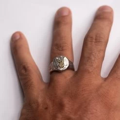 Circular Rabbit Head Ring -Playboy Clothing IMG 5749